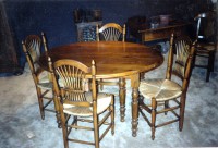 /album/galerie-de-photos-05-table-ronde-table-ovale-table-demi-lune-table-abattant/c0031d-jpg/